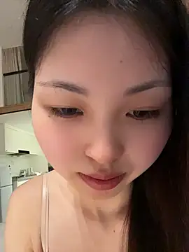 Jenny156cm online show from May 24, 2026, 11:10 am