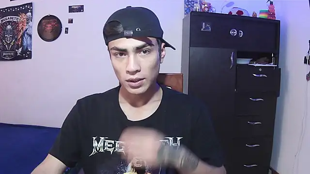 Snapshot of Fenix_hardcock chatting on June 2, 2026, 5:24 pm Fenix hardcock online show from June 2, 2026, 5:24 pm