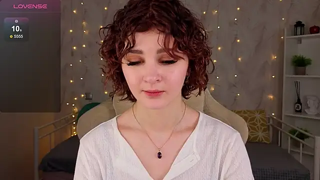 Kira  Fluffy online show from June 14, 2026, 2:24 am