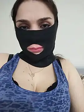 Selinssyy online show from May 25, 2026, 11:03 pm