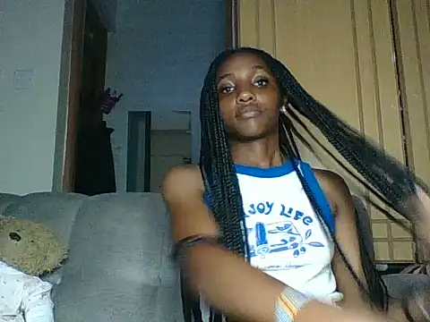 Snapshot of Velvet_peach chatting on May 22, 2026, 12:47 pm Velvet peach online show from May 22, 2026, 12:47 pm