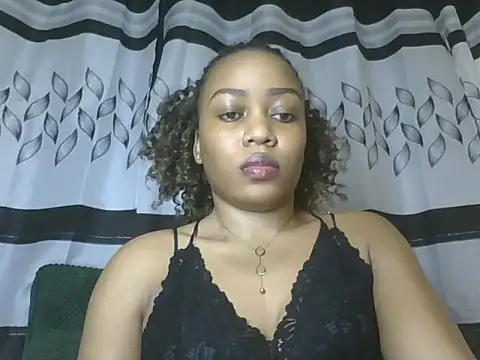 Flora Fantasy online show from July 4, 2026, 11:49 am