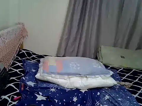 Snapshot of Sexxyjey chatting on June 2, 2026, 12:10 am Sexxyjey online show from June 2, 2026, 12:10 am