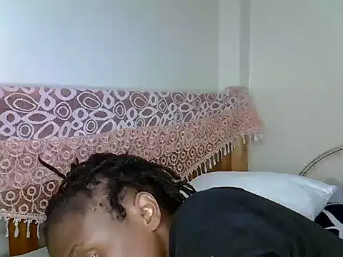 Snapshot of Sexxyjey chatting on July 24, 2026, 6:20 am Sexxyjey online show from July 24, 2026, 6:20 am