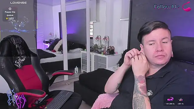 inkedsinners  online show from June 9, 2026, 11:55 am