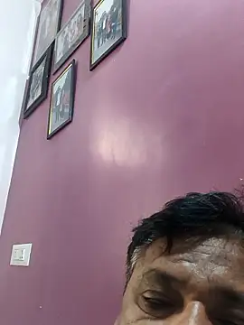 bhabhinudecouple online show from May 18, 2026, 3:28 am
