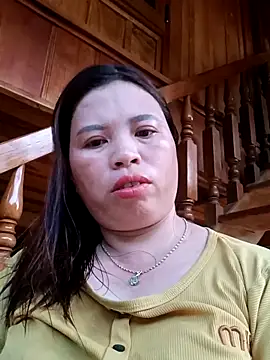 Snapshot of -Yeyi- chatting on June 18, 2026, 11:37 am -Yeyi- online show from June 18, 2026, 11:37 am