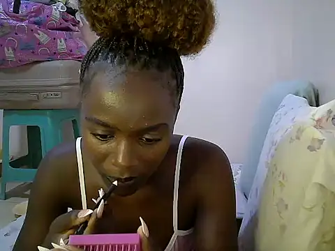 Snapshot of BUNNY_BLISS1 chatting on June 8, 2026, 9:37 pm BUNNY BLISS1 online show from June 8, 2026, 9:37 pm
