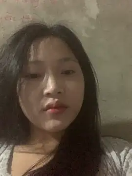 Snapshot of hinami-lo chatting on May 22, 2026, 3:43 pm hinami-lo online show from May 22, 2026, 3:43 pm