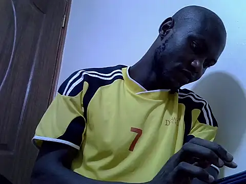 Snapshot of BBC_SEXY chatting on June 18, 2026, 8:14 pm BBC SEXY online show from June 18, 2026, 8:14 pm