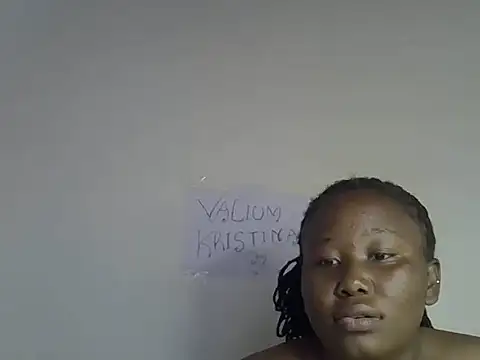 Curvy nelly1 online show from June 29, 2026, 1:22 pm