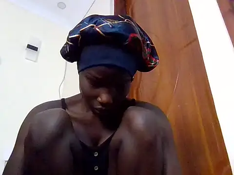 slimy gal12 online show from May 20, 2026, 7:05 am