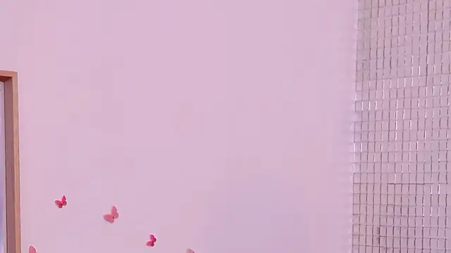 Daisy Blush online show from June 23, 2026, 4:10 am