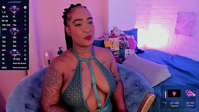 alison daniels  online show from January 18, 2026, 8:01 pm