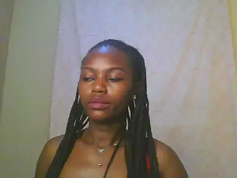 lunahit online show from June 28, 2026, 3:57 am