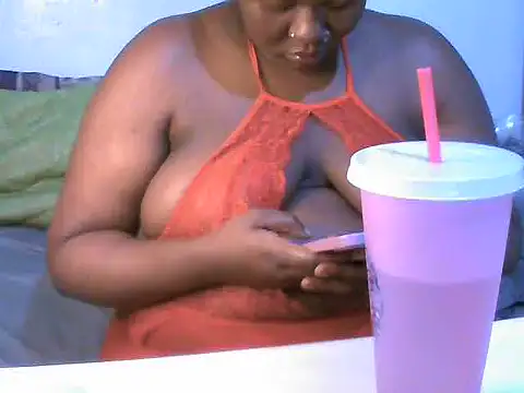 cumming-queen online show from July 8, 2026, 2:24 am