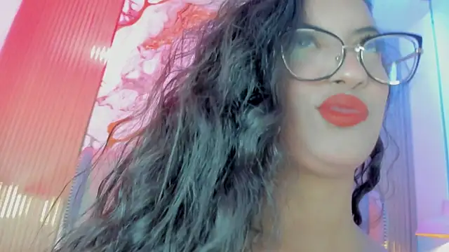 Violetaruizz online show from July 1, 2026, 11:43 am