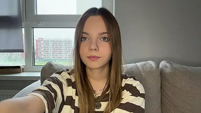 LisaPorse online show from July 12, 2026, 1:12 pm