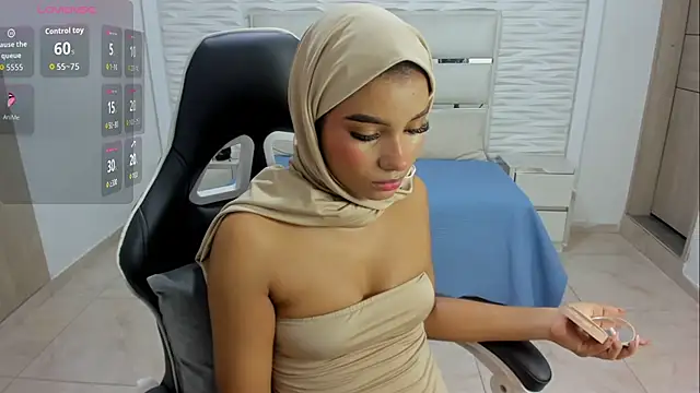 Layla irfan online show from July 3, 2026, 7:20 pm