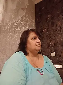 LisichkaOksana online show from June 19, 2026, 8:14 pm