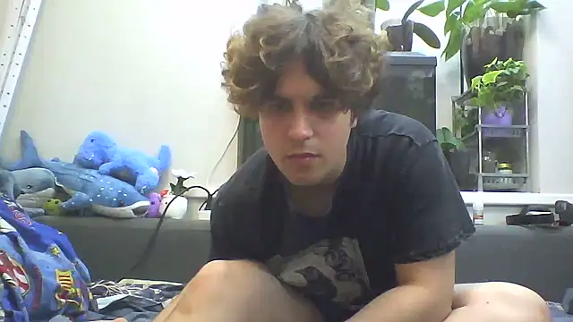 Snapshot of hydrangea228 chatting on May 21, 2026, 8:39 pm hydrangea228 online show from May 21, 2026, 8:39 pm