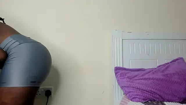 Real Slim Thick online show from July 7, 2026, 7:50 pm