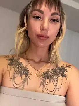 TeaseBabeXXX online show from June 27, 2026, 10:27 pm