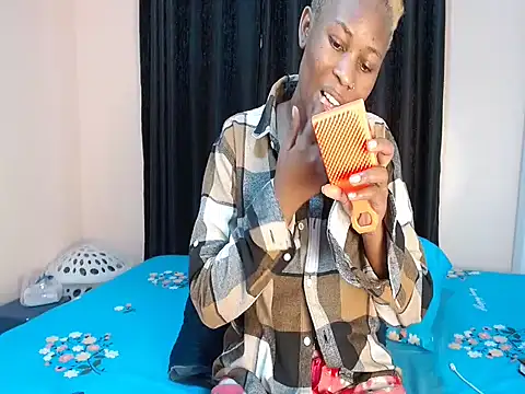 Snapshot of Sweetdeee chatting on June 14, 2026, 2:07 pm Sweetdeee online show from June 14, 2026, 2:07 pm