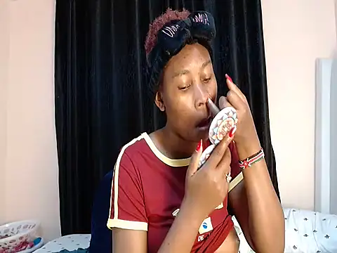 Snapshot of Sweetdeee chatting on June 30, 2026, 5:02 pm Sweetdeee online show from June 30, 2026, 5:02 pm