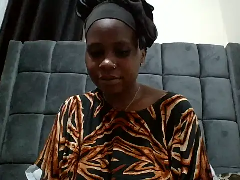 sexy inayah online show from May 26, 2026, 3:10 pm