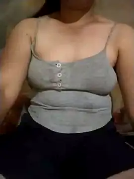 Shine-cute online show from May 17, 2026, 1:55 pm