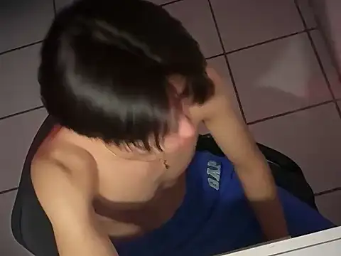 Alesexito online show from June 9, 2026, 4:57 am