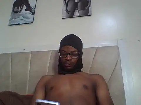 freakyboy255 online show from July 15, 2026, 3:19 pm