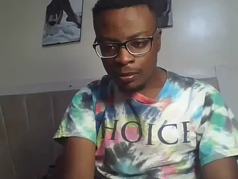 freakyboy255 online show from June 17, 2026, 4:28 pm