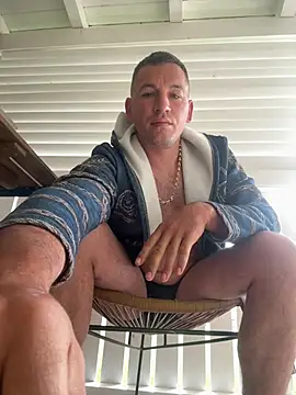 ModelJJ online show from May 18, 2026, 5:45 am