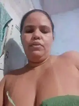 nina28291 online show from July 4, 2026, 9:08 pm