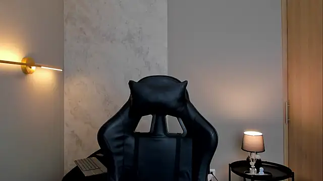 MeganColt online show from July 8, 2026, 1:19 am