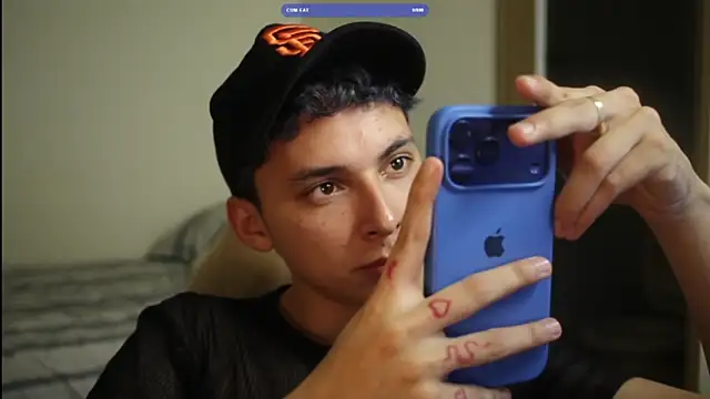 archi love online show from March 3, 2026, 8:10 am