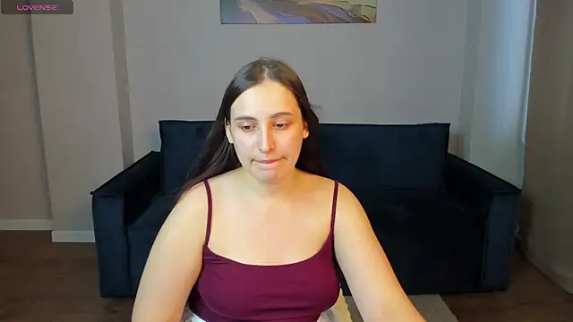 Elizabet Colllins online show from July 5, 2026, 9:05 am