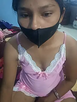 Naughty-Savi online show from June 18, 2026, 8:57 am