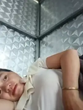 lya sexyy online show from June 30, 2026, 2:33 am