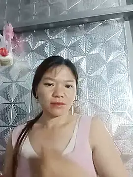 lya sexyy online show from June 21, 2026, 2:56 pm