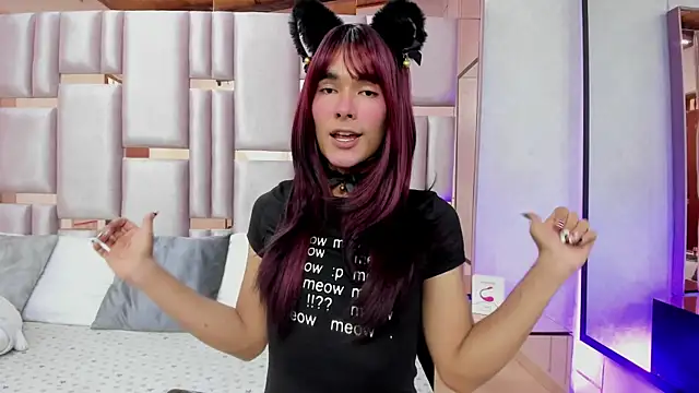 MiaBuny online show from June 17, 2026, 7:46 pm