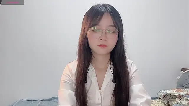 77-Vicky online show from June 8, 2026, 1:28 am