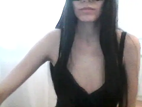 AliceBird online show from May 23, 2026, 3:33 pm