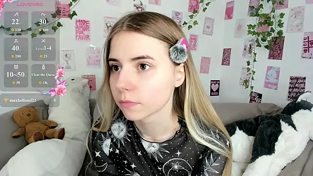 Honey Lia online show from June 17, 2026, 11:20 am