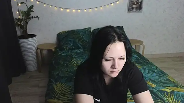 Tori cute online show from June 21, 2026, 2:39 am