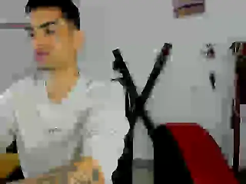 Snapshot of the_boy_liam chatting on May 19, 2026, 6:20 am the boy liam online show from May 19, 2026, 6:20 am