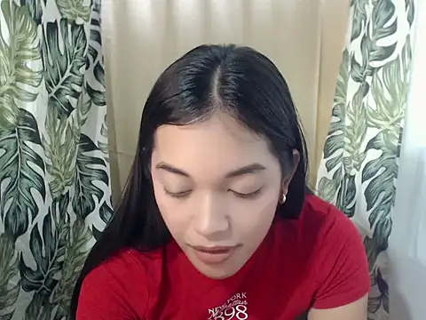 Snapshot of itsme_gwen chatting on June 3, 2026, 6:47 am itsme gwen online show from June 3, 2026, 6:47 am
