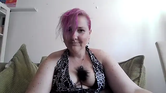 Snapshot of CheekyPinkVenusXO chatting on May 24, 2026, 3:34 pm CheekyPinkVenusXO online show from May 24, 2026, 3:34 pm